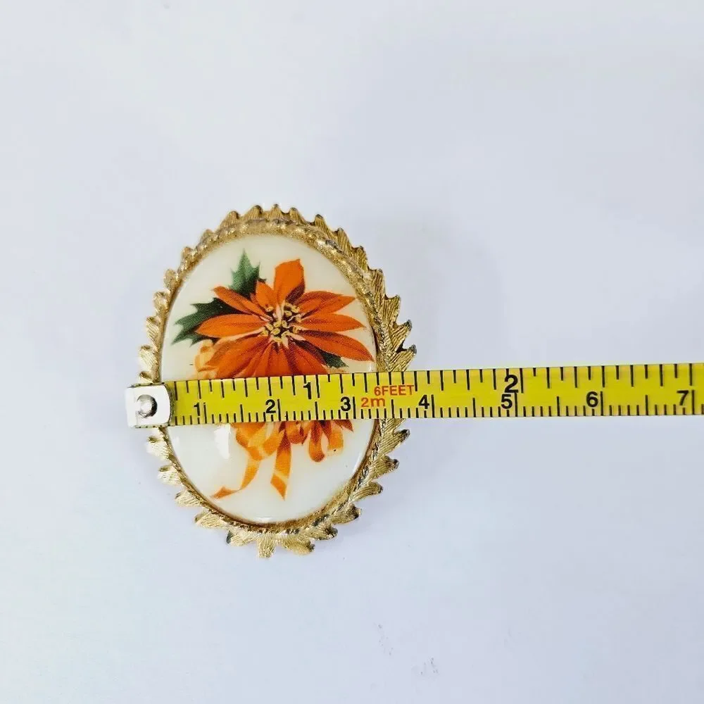Vintage '50s Signed Dodds Painted Porcelain Gold Tone Poinsettia Pin Brooch 2